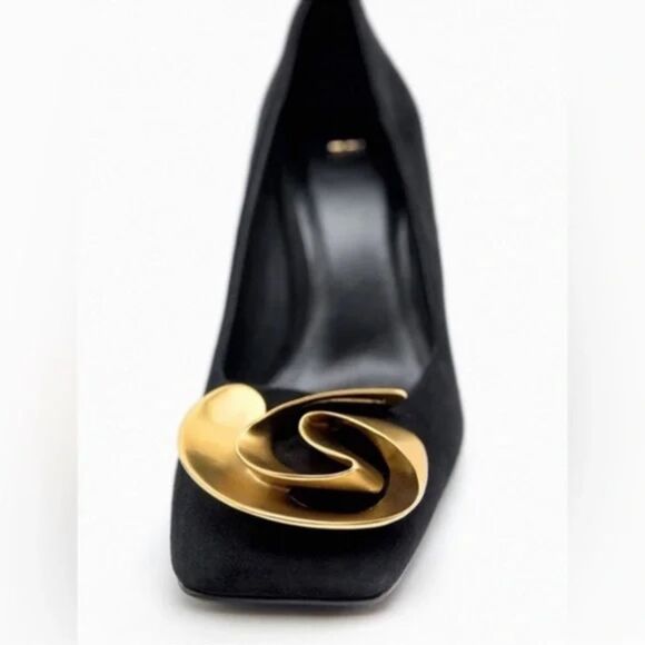 NWT Zara Gold Flower Suede Black Block Heels - Picture 4 of 13